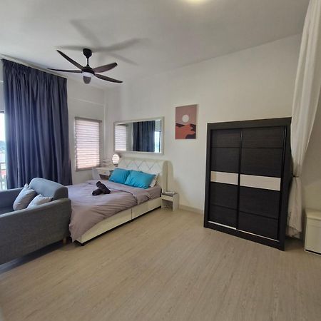 Taman Equine Comfy Studio#Greenery View#4 Pax#Aeon Mall Seri Kembangan Kültér fotó