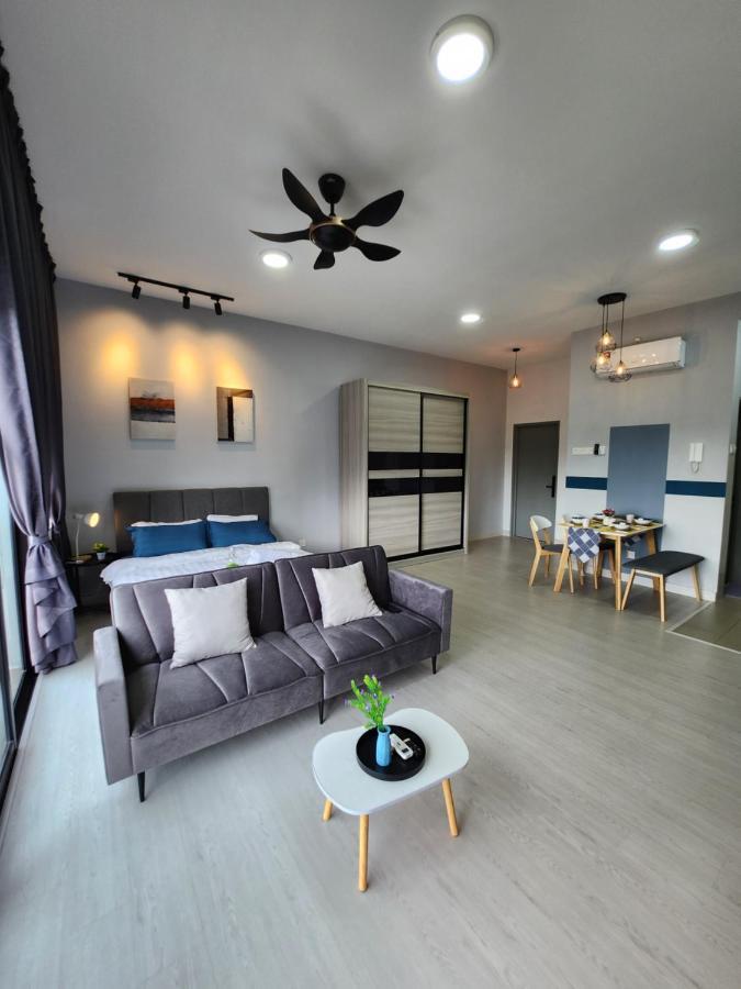 Taman Equine Comfy Studio#Greenery View#4 Pax#Aeon Mall Seri Kembangan Kültér fotó