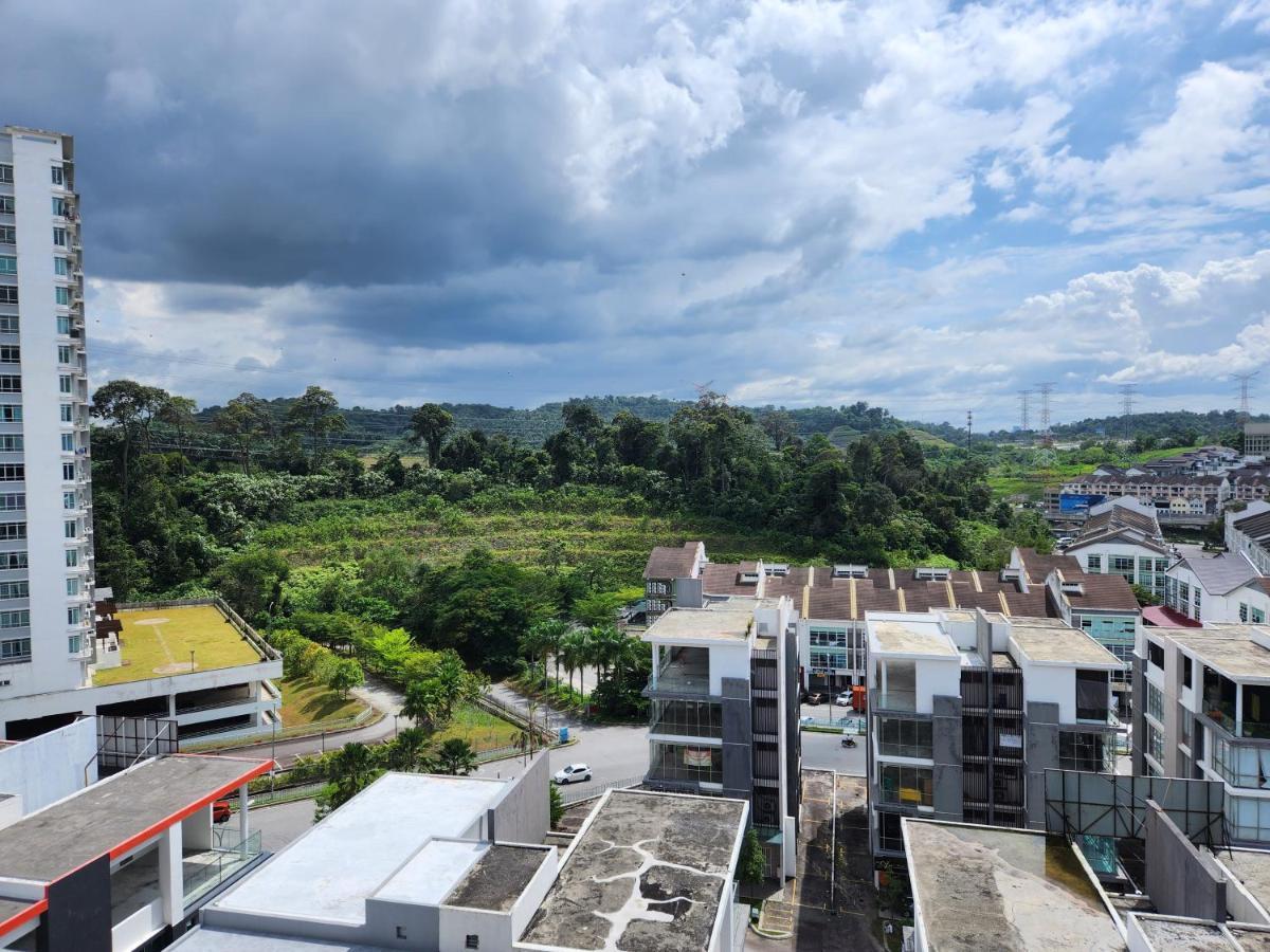 Taman Equine Comfy Studio#Greenery View#4 Pax#Aeon Mall Seri Kembangan Kültér fotó