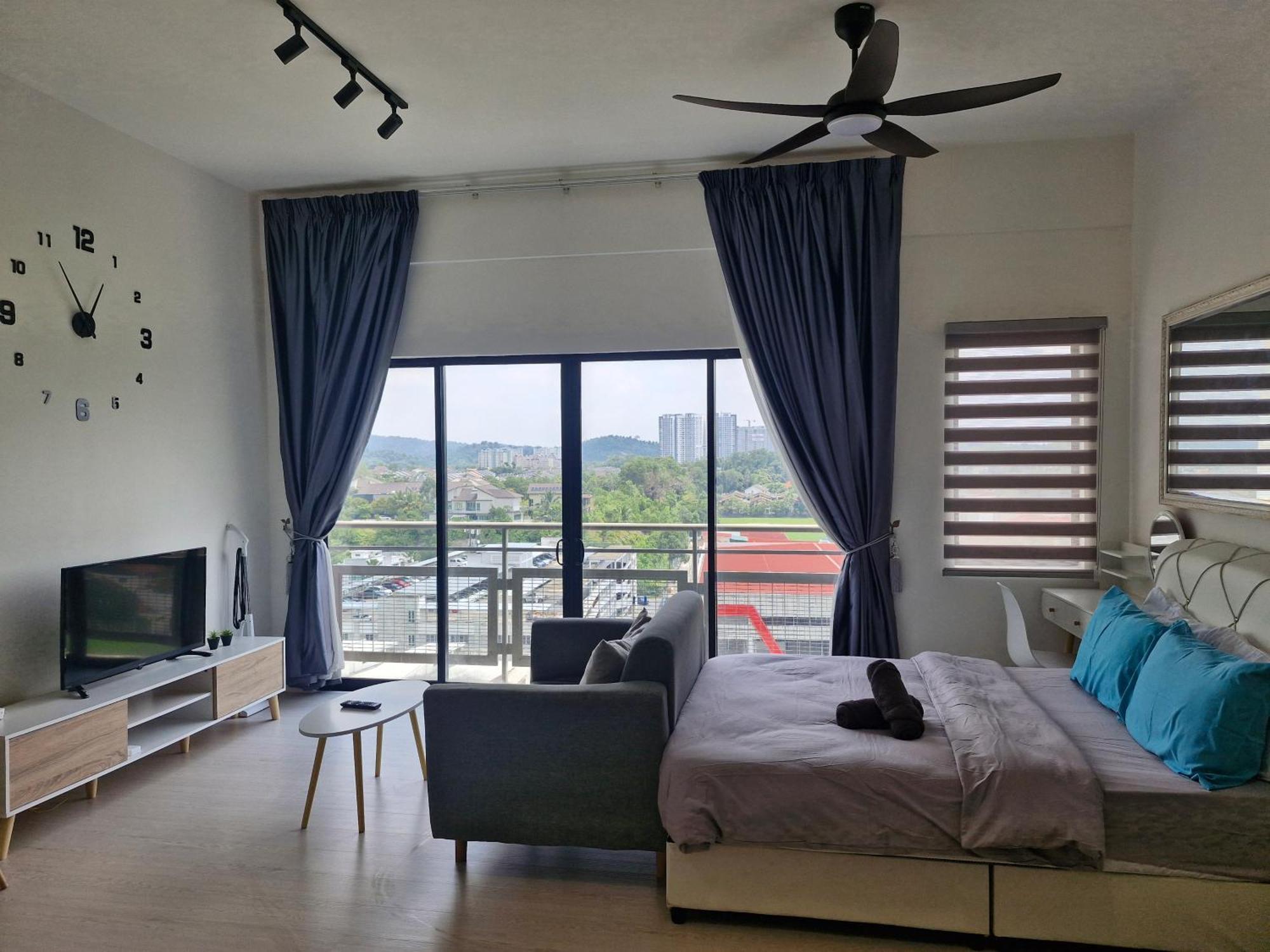 Taman Equine Comfy Studio#Greenery View#4 Pax#Aeon Mall Seri Kembangan Kültér fotó